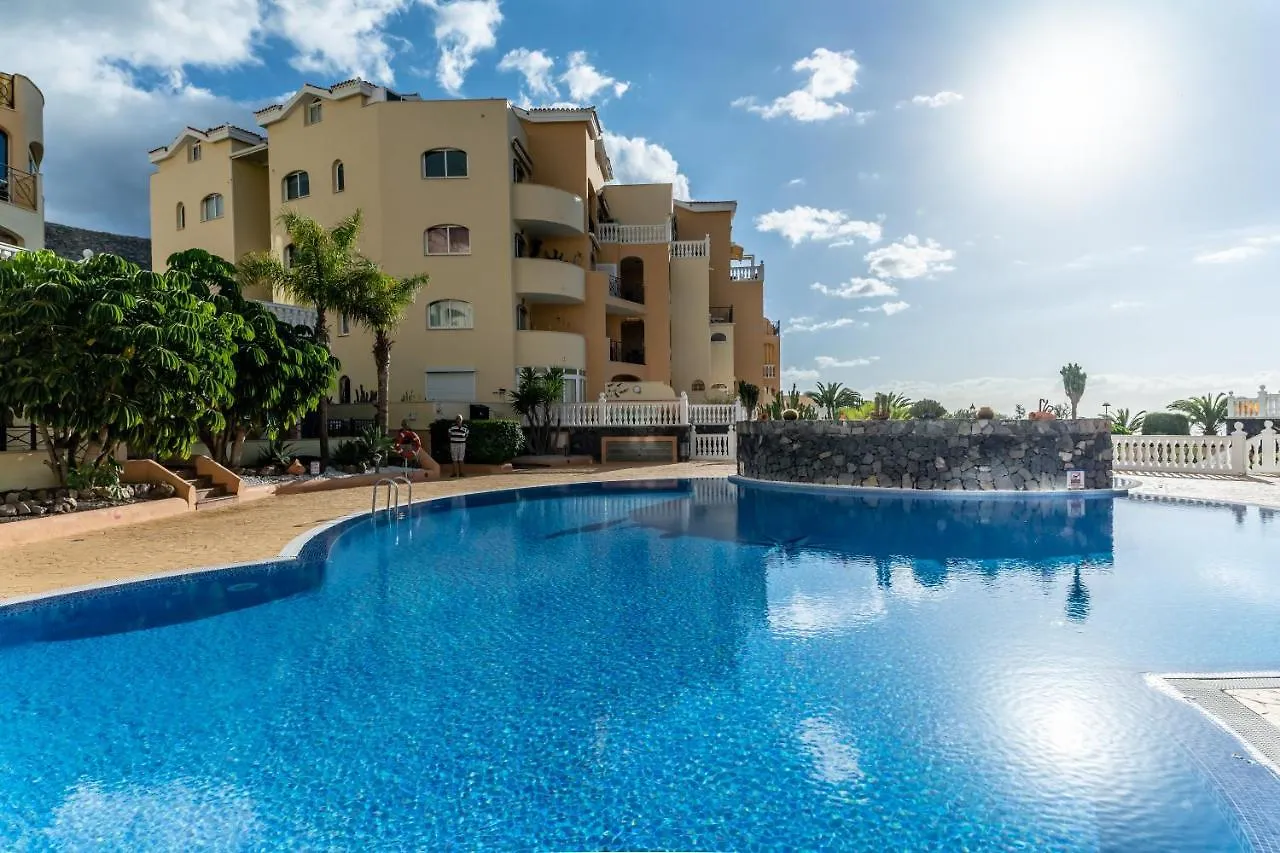 Tropical Holiday Apartment Los Cristianos   Los Cristianos (Tenerife)