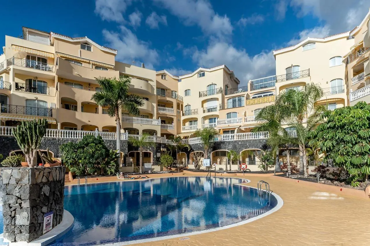 Tropical Holiday Apartment Los Cristianos  0*, Los Cristianos (Tenerife)